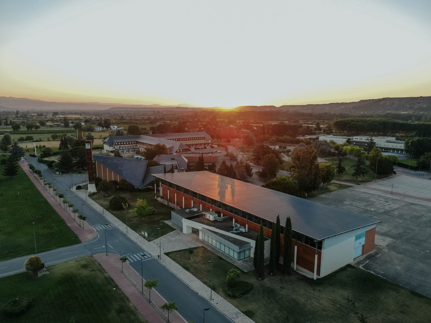 EXTERIOR_1_RECINTO_FERIAL_ALBELDA3